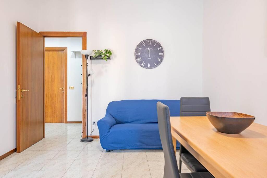 Guest Planet - Intero Bilocale Crescenzago M2 Apartment Milan Exterior photo